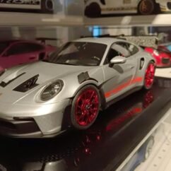 Porsche Gt3rs 911(992.1)silver 1:18
