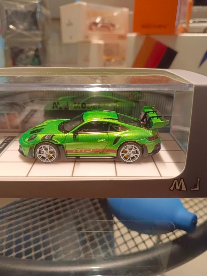 Porsche 911 Gt3 Rs (Green) 1:64