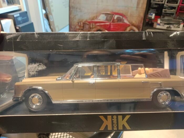 Mercedes Benz 600 W100 Landaulet 1:18