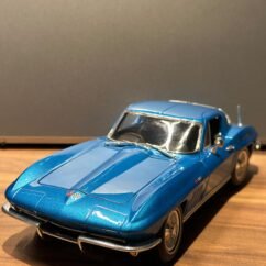 1965 Chevrolet Corvette Maisto 1:18 Blue