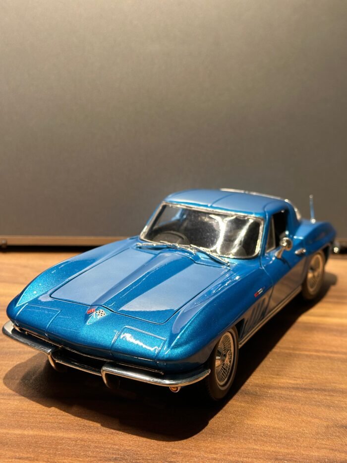 1965 Chevrolet Corvette Maisto 1:18 Blue