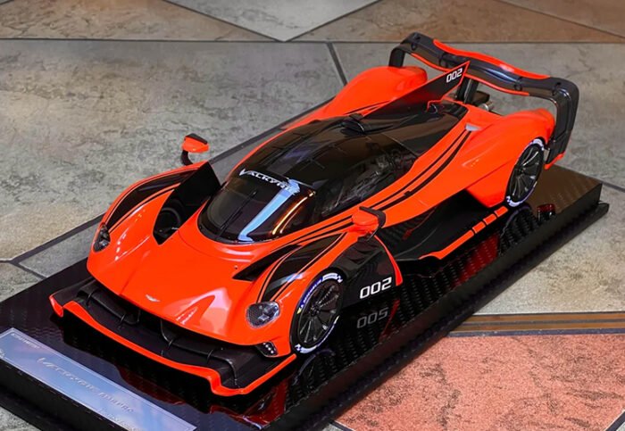 Aston Martin Valkyrie AMR Pro 1:18 - Image 5