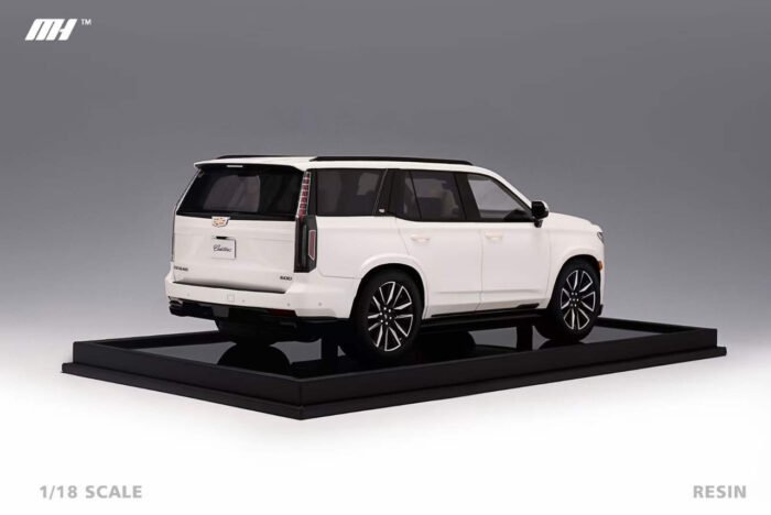 Cadillac Escalade 5th Generation (GM T1XX) Resin Car Model - Image 2