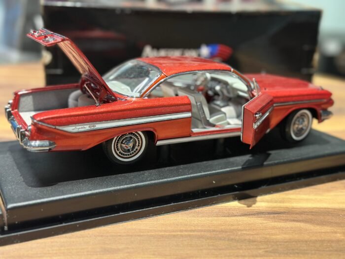 Chevrolet Impala Sport Coupe 1961 red 1:18 Sunstar - Image 7