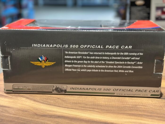 Greenlight Collectibles Indianapolis 500 Official Pace Car 1:18 - Image 4
