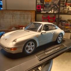 Porsche 911 Carrera (silver? 1:18
