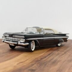 1959 Chevrolet Impala black Die cast Metal 1:18 ROAD LEGENDS