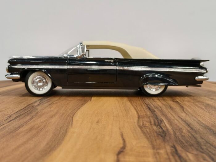 1959 Chevrolet Impala black Die cast Metal 1:18 ROAD LEGENDS - Image 2