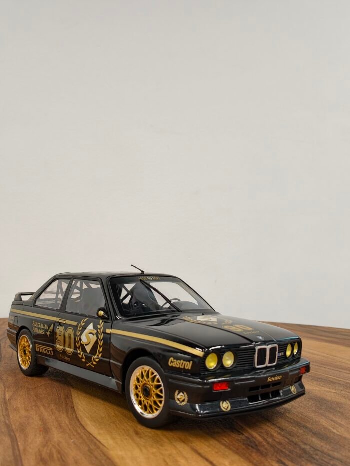 BMW E30 M3 "Solido 90th Anniversary" 1:18 - Image 3
