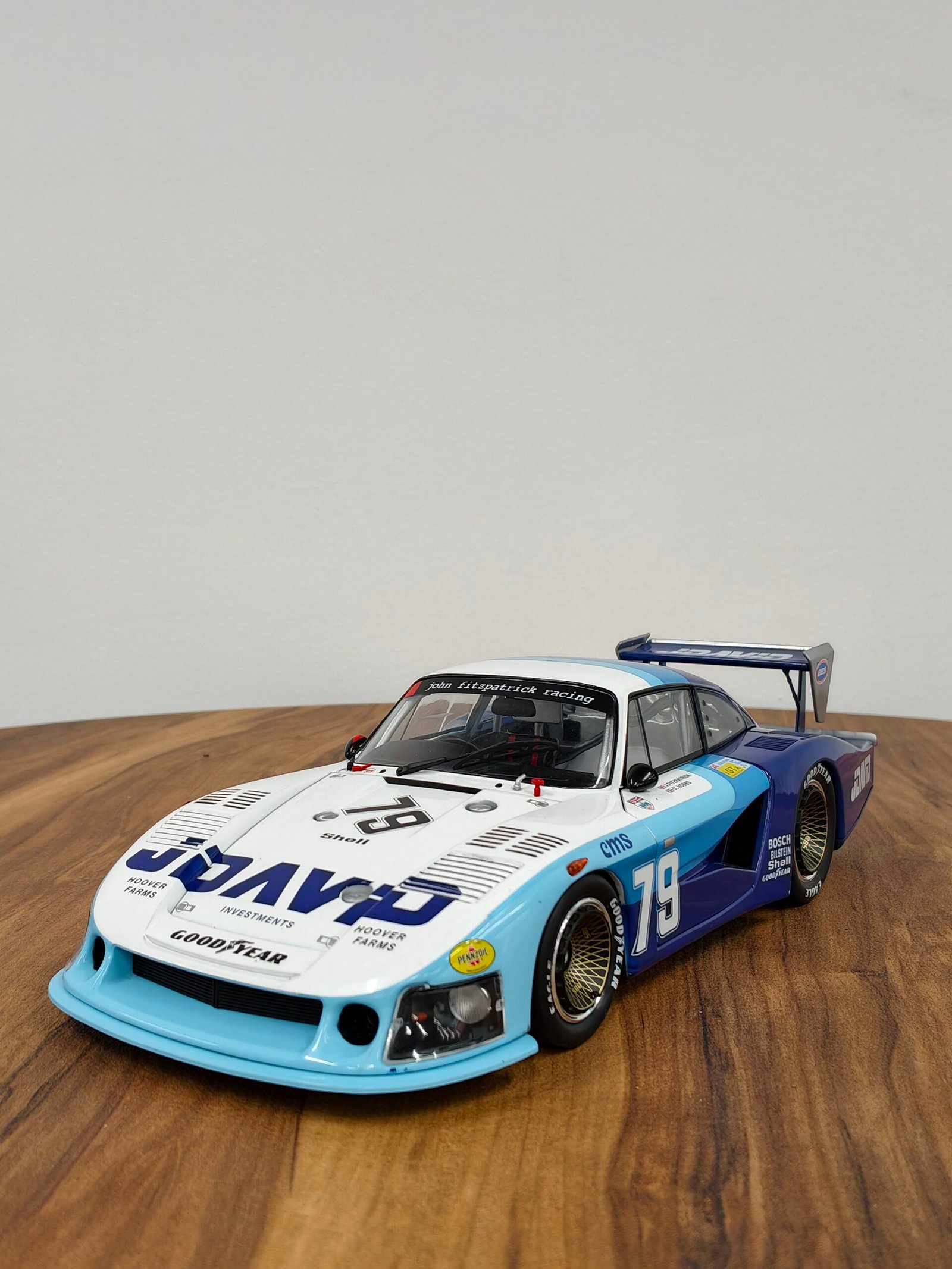Porsche 935 MobyDick 24H Le mans 1982 blue with white 1:18