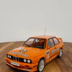 BMW E30 M3 1:18