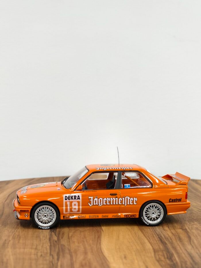 BMW E30 M3 1:18 - Image 3