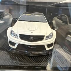 Mercedes AMG C63 1:18 White
