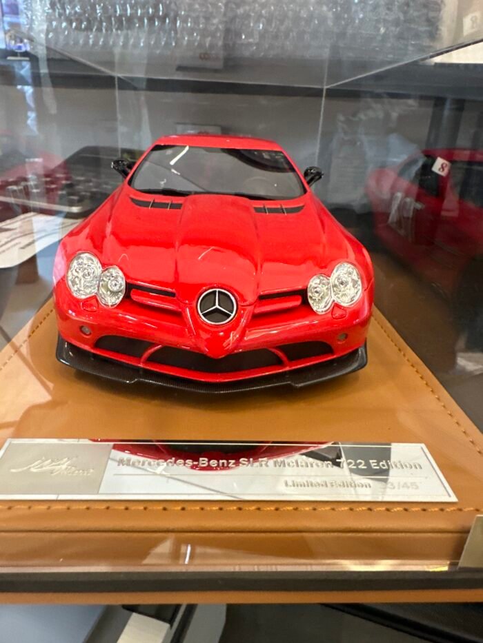 Mercedes Benz SLR Mclaren 722 Red 1:18