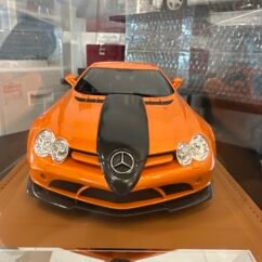 Mercedes Benz SLR Mclaren 722 Orange 1:18