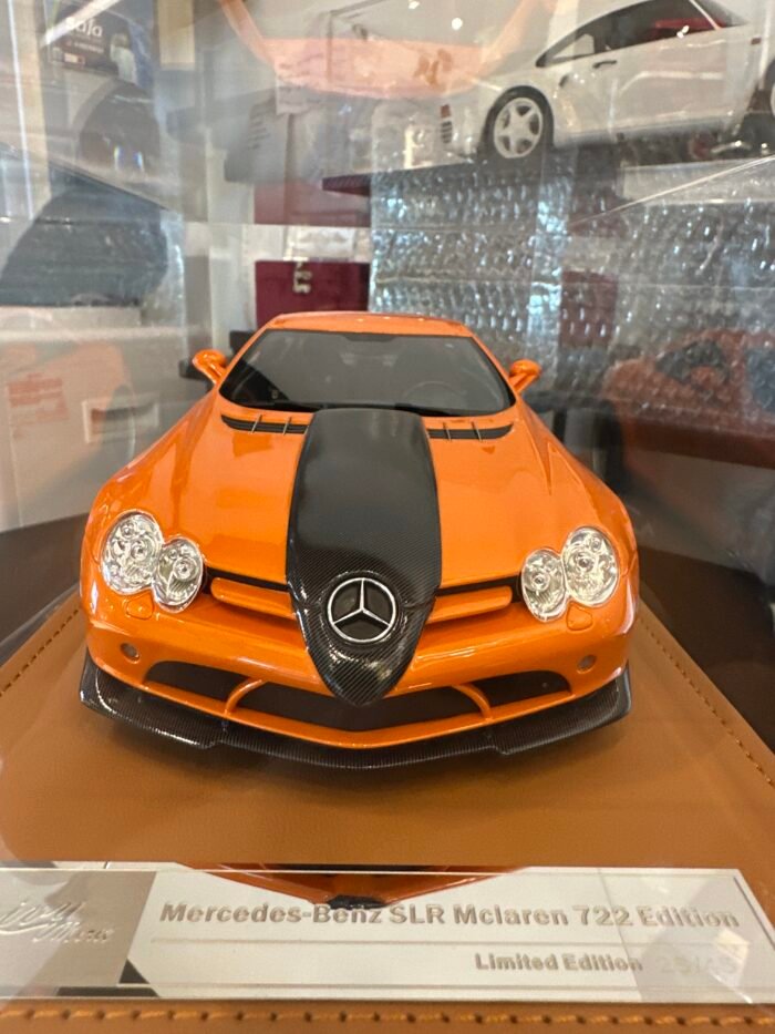 Mercedes Benz SLR Mclaren 722 Orange 1:18