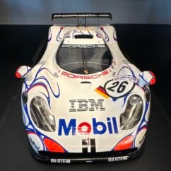 Porsche 991 GT1/98 White 1:18