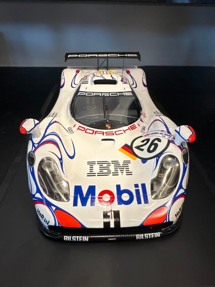 Porsche 991 GT1/98 White 1:18