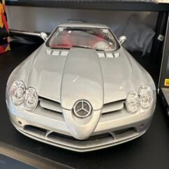 Mercedes-Benz SLR McLaren Silver 1:12