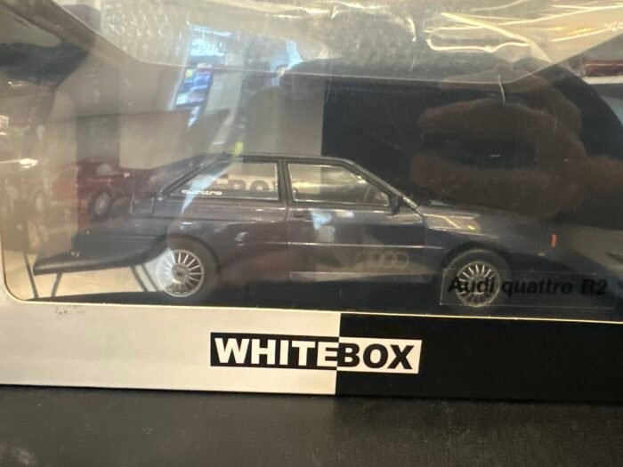 Audi Quattro B2 1:24 Bleu