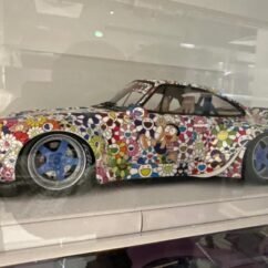 Porsche RWB 993 Doraemon & Sunflower 1:18