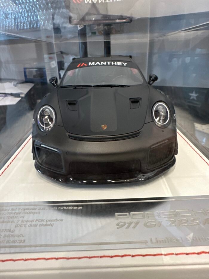 Porsche 911 GT2 RS MR 1:18 Black