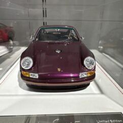 Porsche Singer 1:18 Purple
