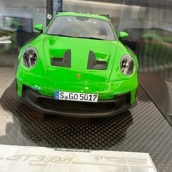Porsche 911 (992.1) GT3 RS 1:18 Green