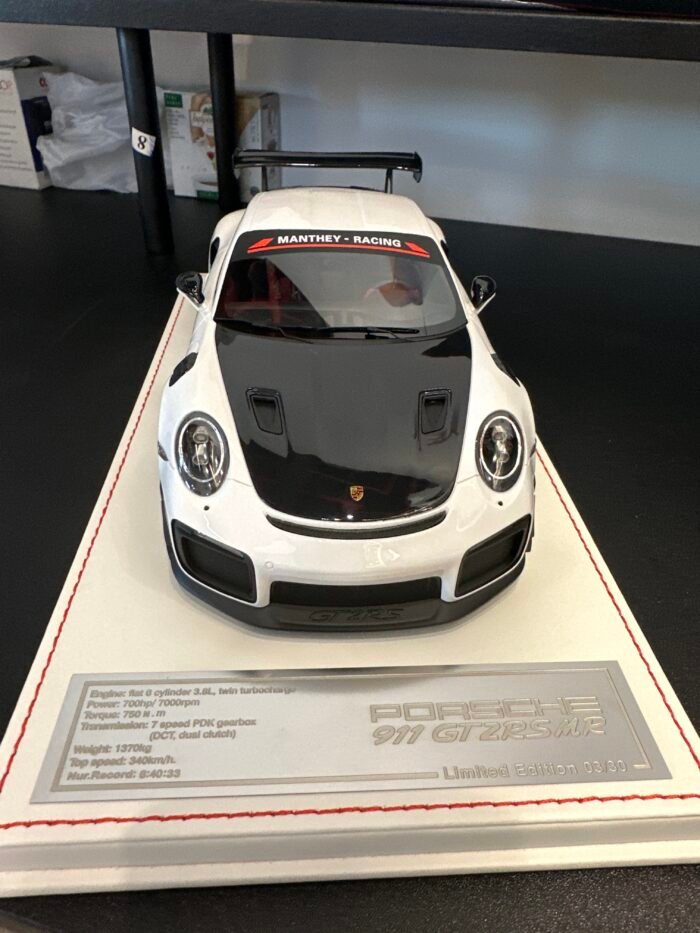 Porsche 911 GT2 RS MR 1:18 White