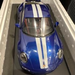 Porsche 911 Sport Classic 1:18 Blue