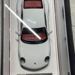 Porsche 911 Turbo (997.2) 1:18 White