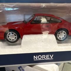 Porsche 911 Carrera 2 (1992) Gelb 1:18 Red