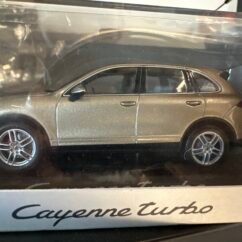 Porsche Cayenne turbo 1:43 brown