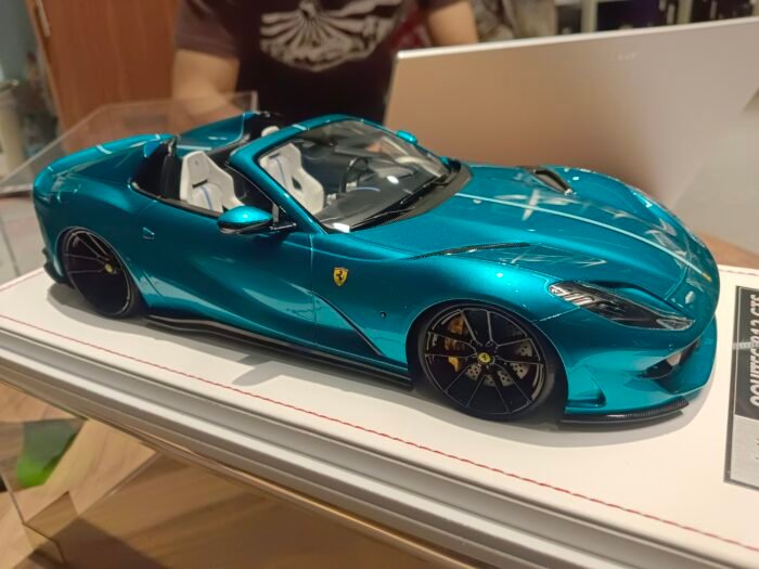 Ferrari Novitec 812 Gts (Chrome Blue)1:18