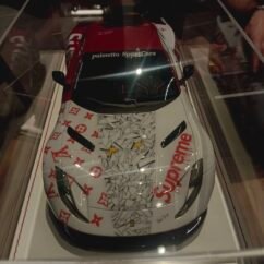Ferrari 812 N-Largo (Red&White) 1:18