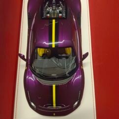 Ferrari 488 Pista (Full carbon/Purple) 1:18