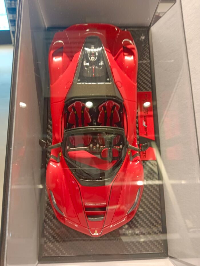 LaFerrari Aperta(Red) 1:18