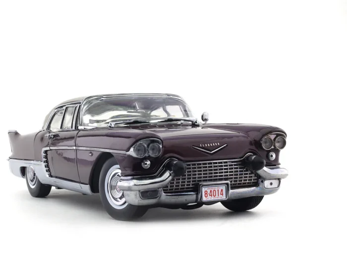 1957 Cadillac Eldorado Brougham 1:18 SunStar - Image 14