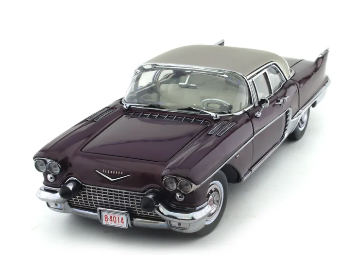 1957 Cadillac Eldorado Brougham 1:18 SunStar