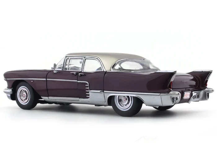 1957 Cadillac Eldorado Brougham 1:18 SunStar - Image 4