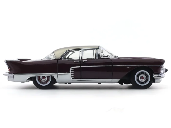 1957 Cadillac Eldorado Brougham 1:18 SunStar - Image 6