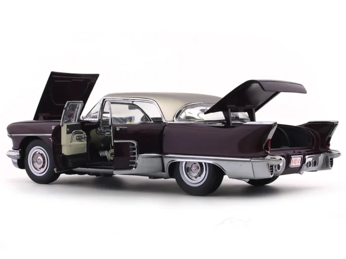 1957 Cadillac Eldorado Brougham 1:18 SunStar - Image 10