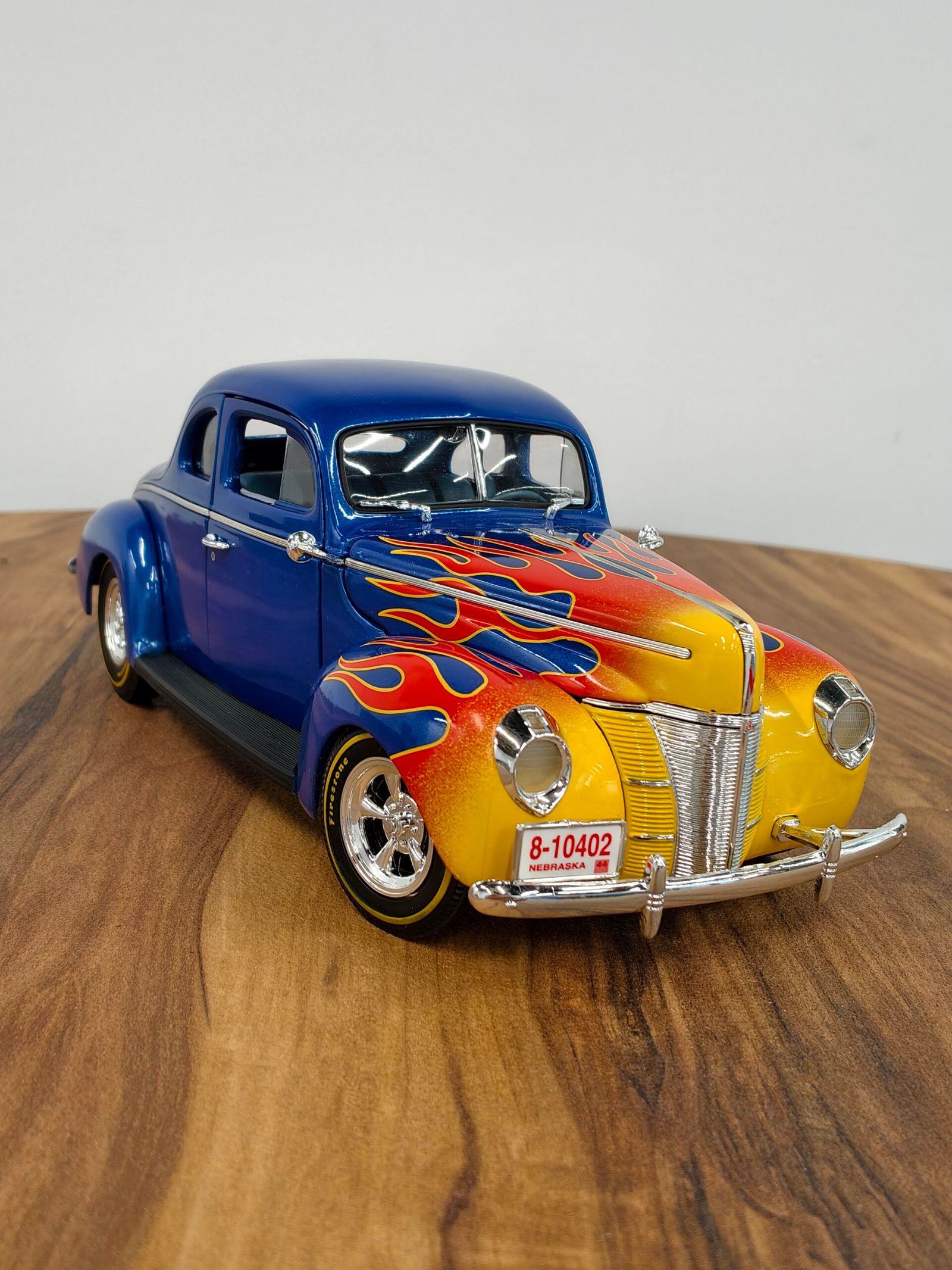 1940 Ford Street Rod 1:18 Blue - Image 8