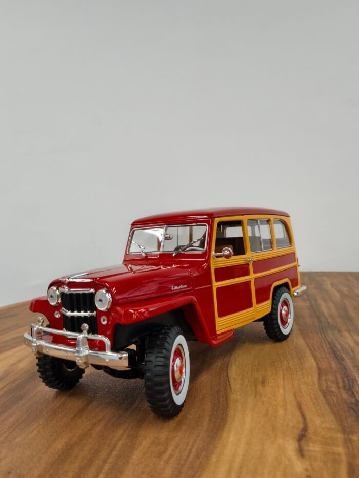 1955 Willys Jeep Station Wagon 1:18 Red