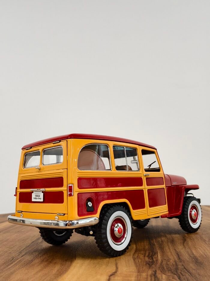 1955 Willys Jeep Station Wagon 1:18 Red - Image 5