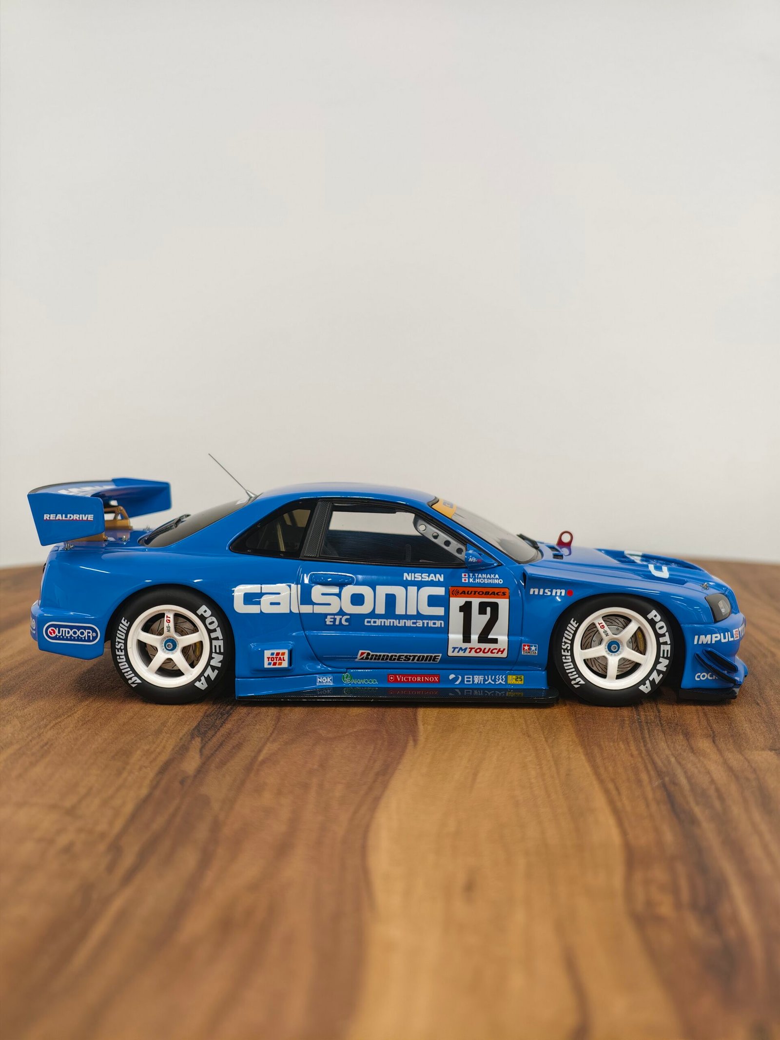 Nissan JTC 2002 Calsonic Skyline 1:18 Blue - Image 9