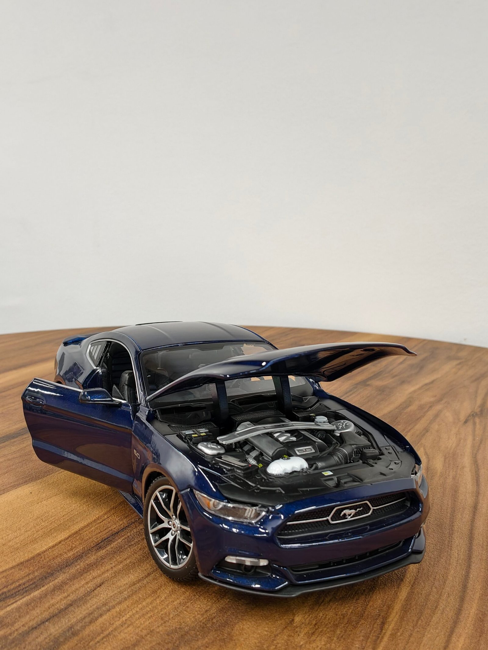 Ford Mustang GT 2015 1:18 Blue - Image 3