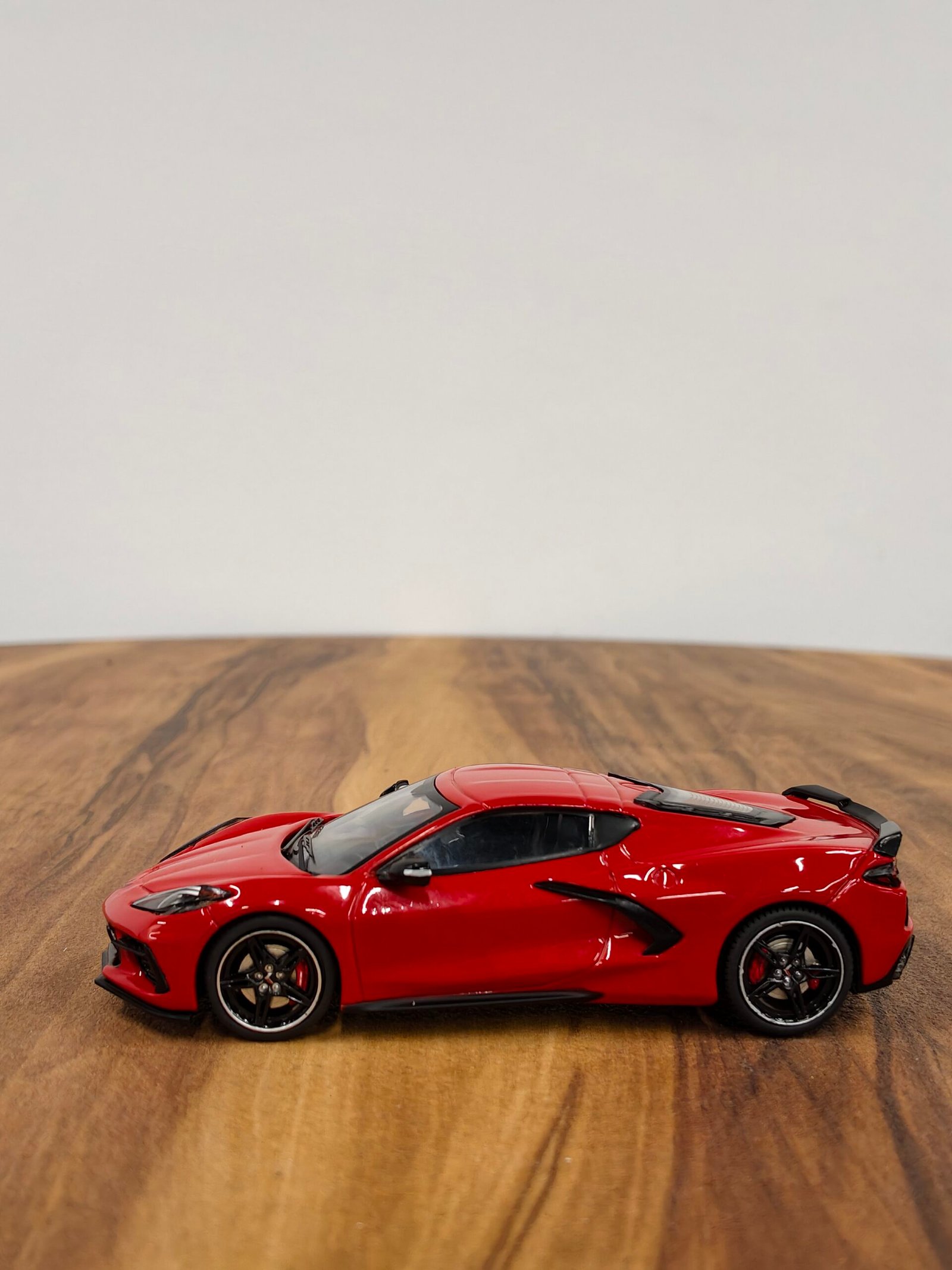 Chevrolet Corvette Stingray 2020 (Red) 1:43 - Image 4