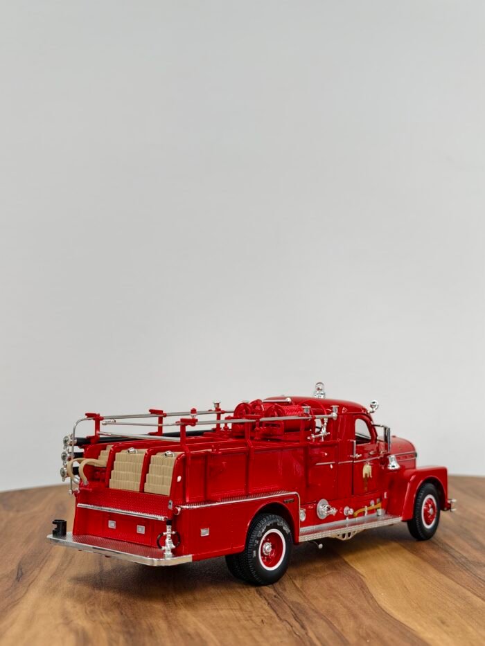 1958 SEAGRAVE MODEL 750 Red 1:24 - Image 7
