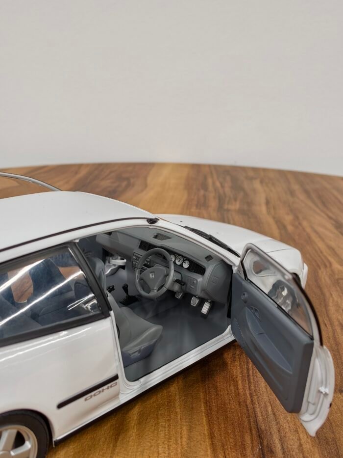 Honda Civic EG6 White 1:18 - Image 12